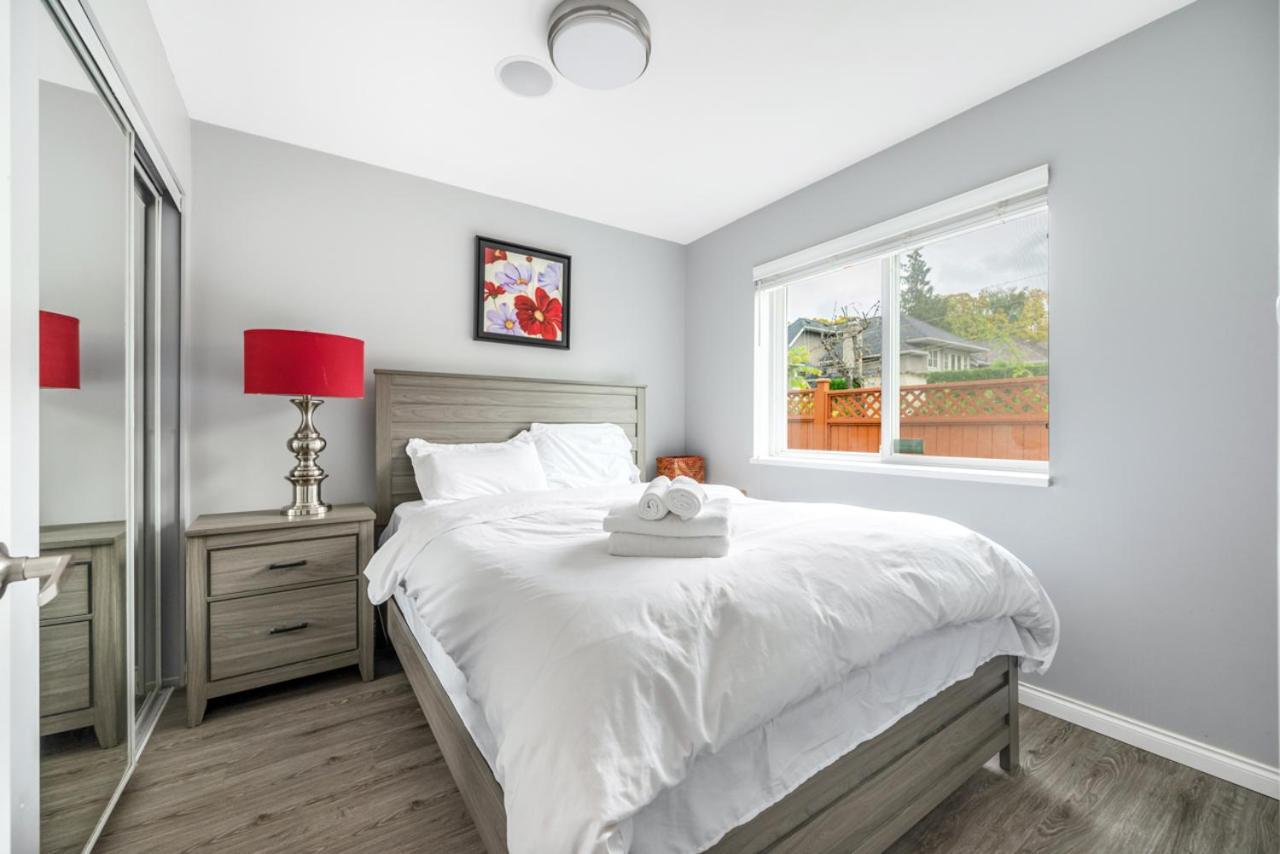 Stylish Dual Bedroom Suite In Van West Ванкувър Екстериор снимка